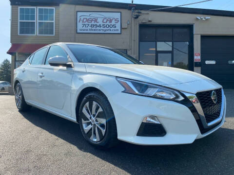 2021 Nissan Altima for sale at I-Deal Cars LLC in York PA
