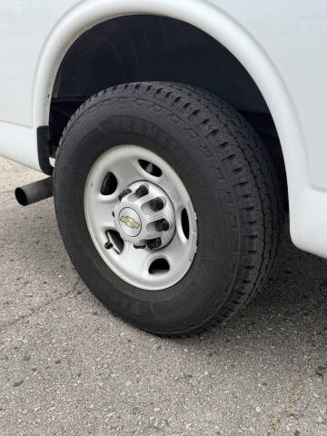 2020 Chevrolet Express 2500