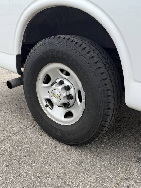 2020 Chevrolet Express 2500