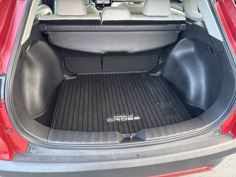 2022 Toyota Corolla Cross LE