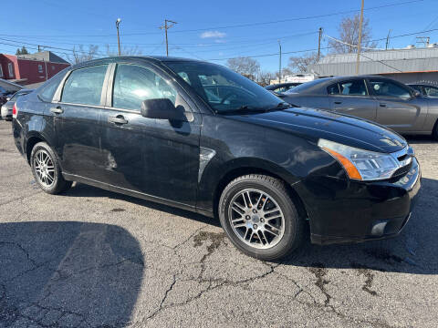 2010 Ford Focus for sale at Figueroa Auto Sales in Joliet IL