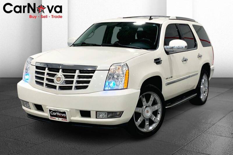 2013 Cadillac Escalade for sale at CarNova in Sterling Heights MI