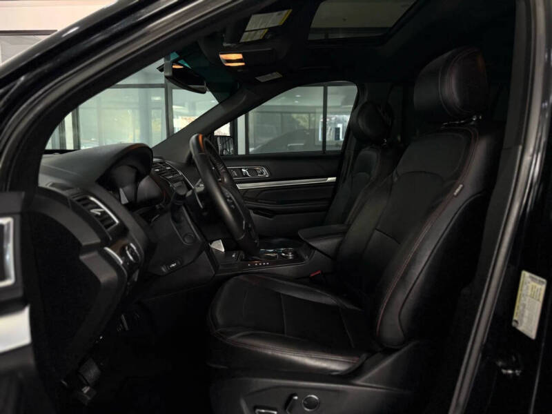 2016 Ford Explorer Sport