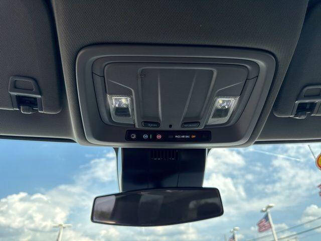 2025 GMC Sierra 1500 Elevation Standard
