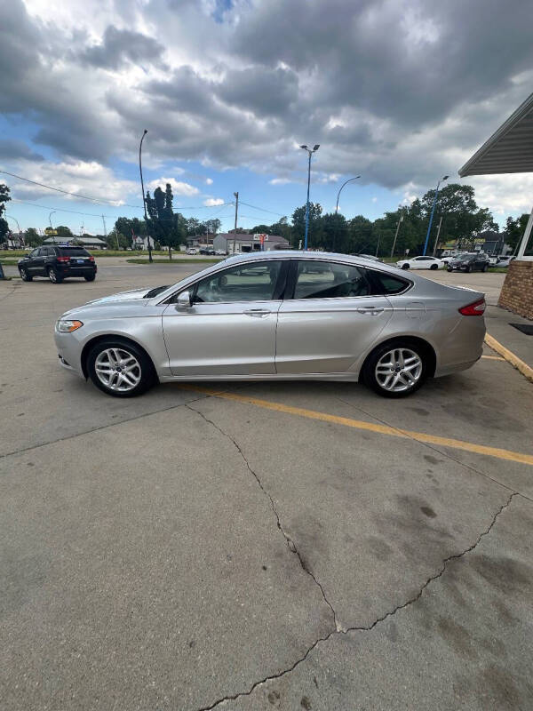 2014 Ford Fusion SE