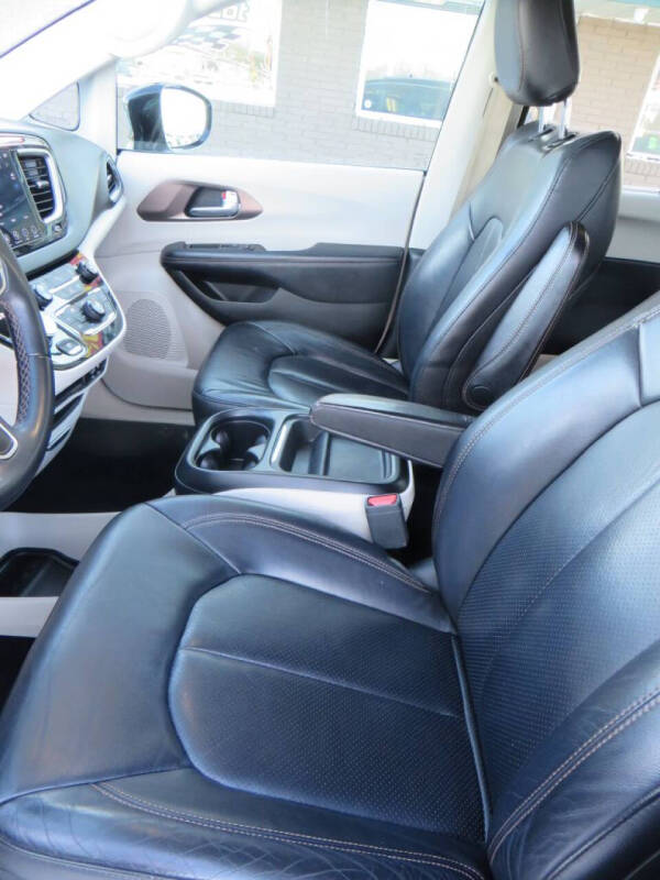 2018 Chrysler Pacifica Touring L