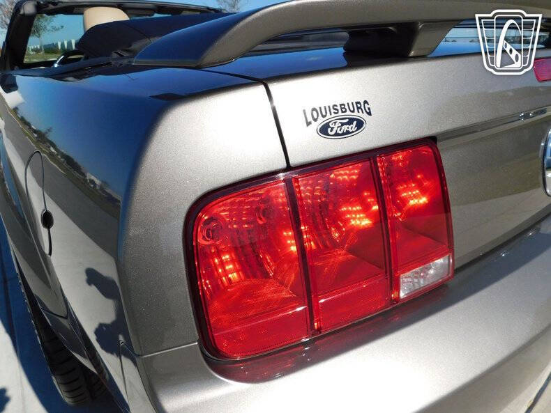 2005 Ford Mustang