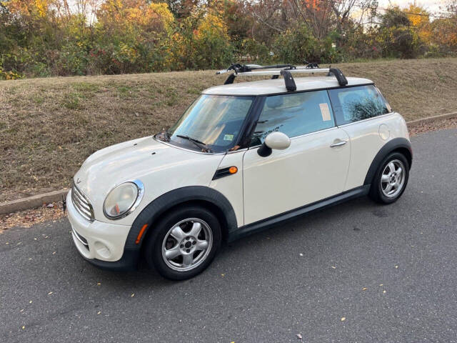 2011 MINI Cooper for sale at Honesty Auto Sales in Fredericksburg, VA