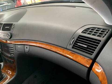 2005 Mercedes-Benz E-Class E 320
