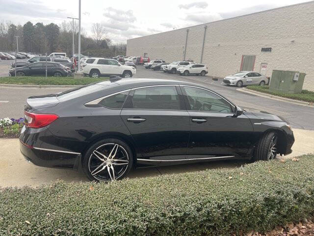 2022 Honda Accord Hybrid Touring