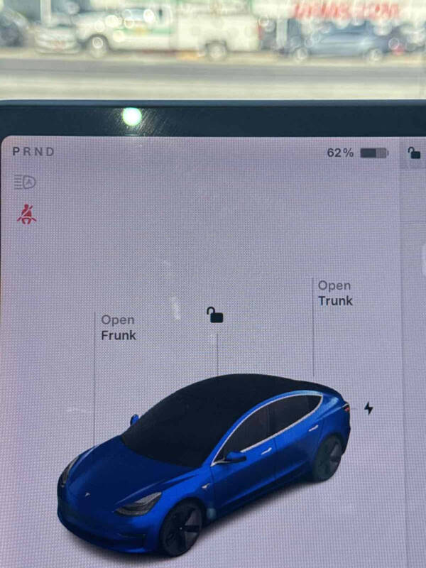 2019 Tesla Model 3 Mid Range
