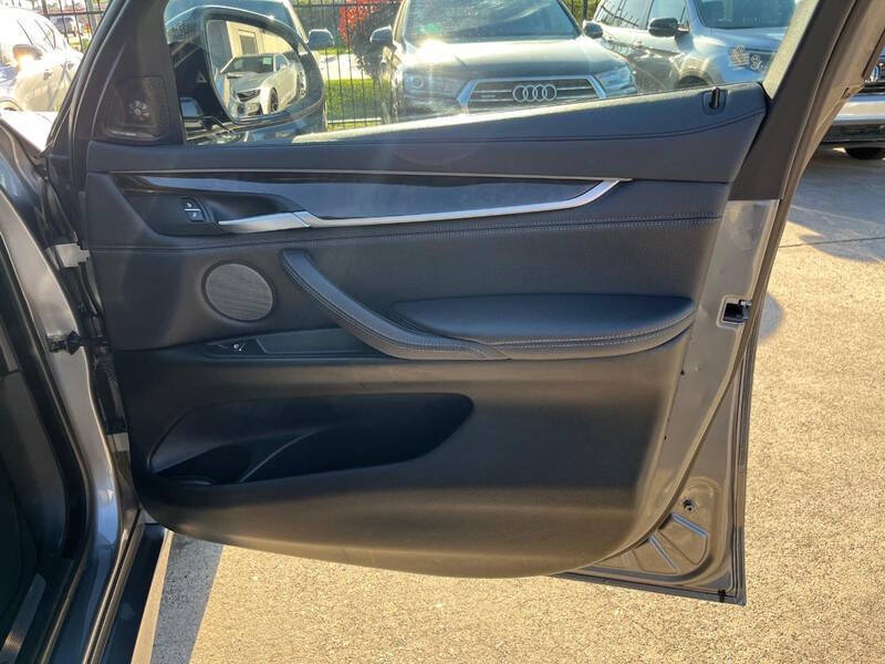 2017 BMW X6 xDrive50i