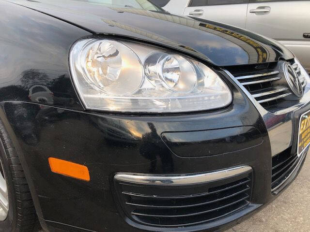 2007 Volkswagen Jetta for sale at Extreme Auto Plaza in Des Moines, IA