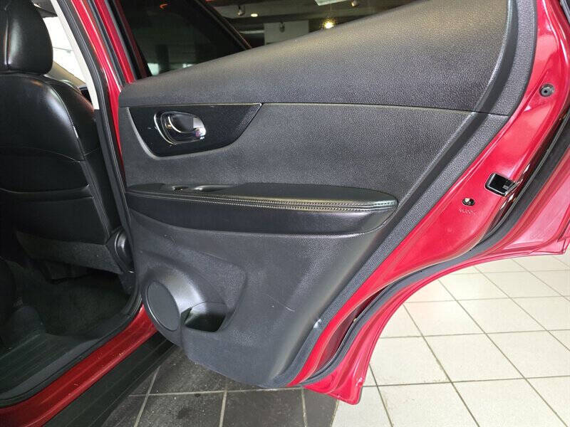 2015 Nissan Rogue SL