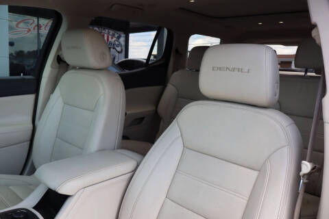 2021 GMC Acadia Denali