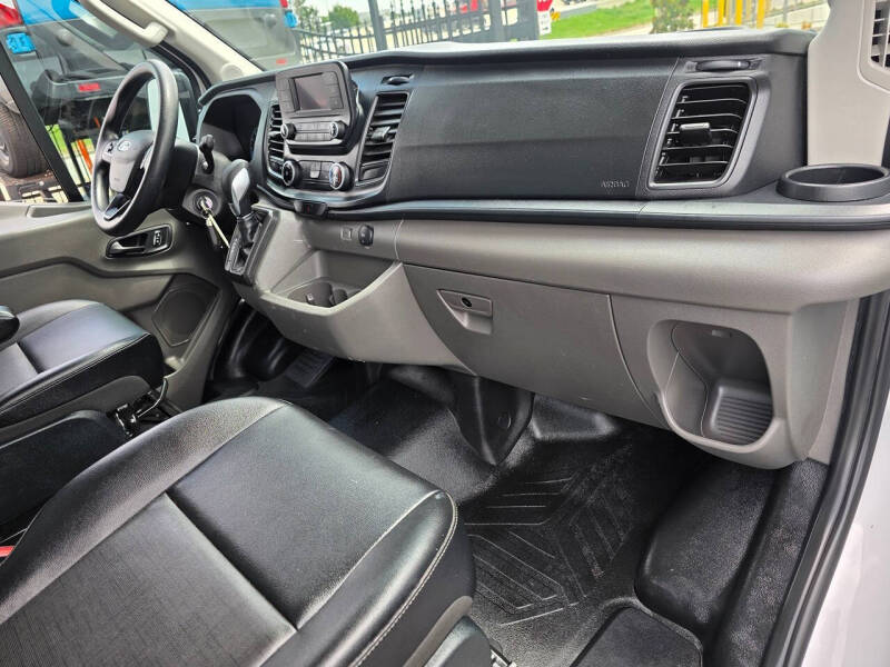 2023 Ford Transit 250