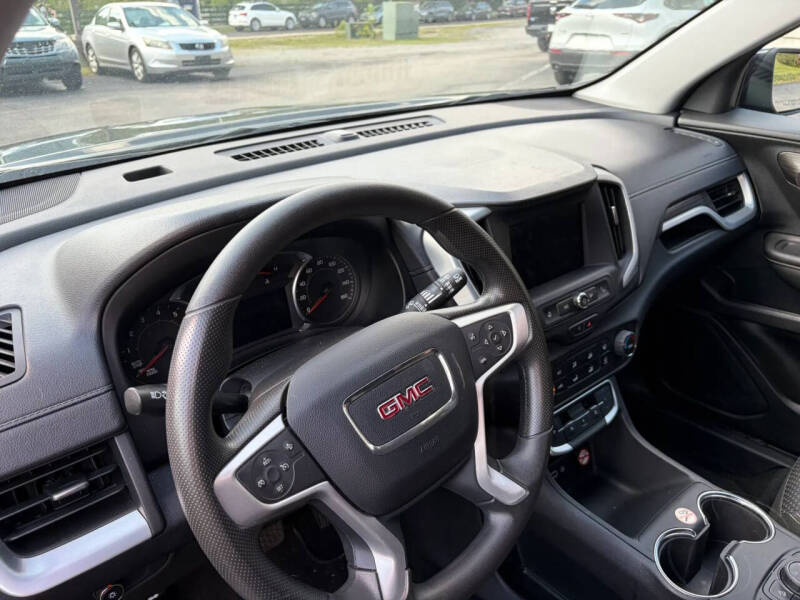 2024 GMC Terrain SLE
