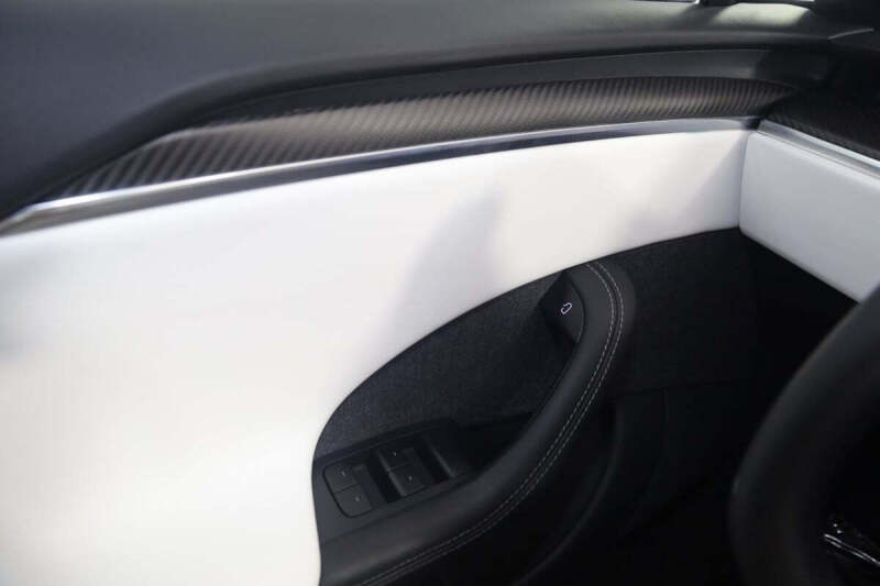 2022 Tesla Model S Plaid