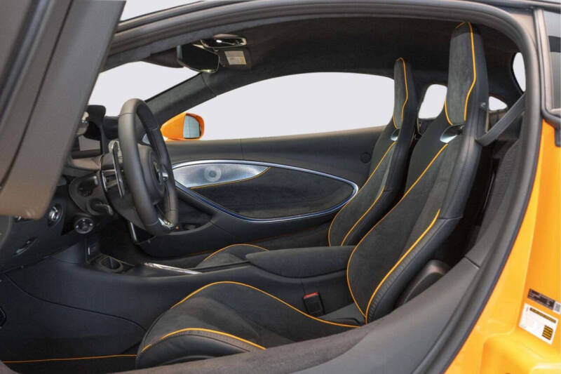 2026 McLaren Artura