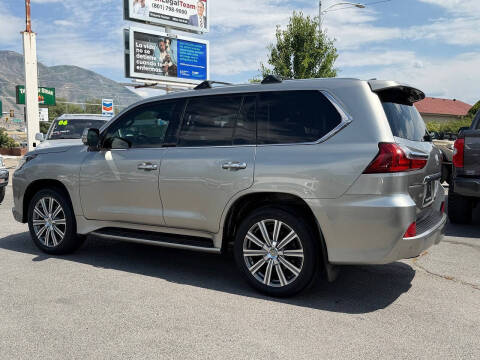 2017 Lexus LX 570