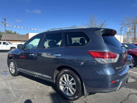 2015 Nissan Pathfinder SL