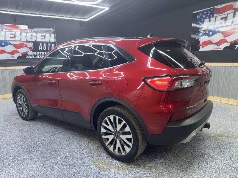 2020 Ford Escape Titanium