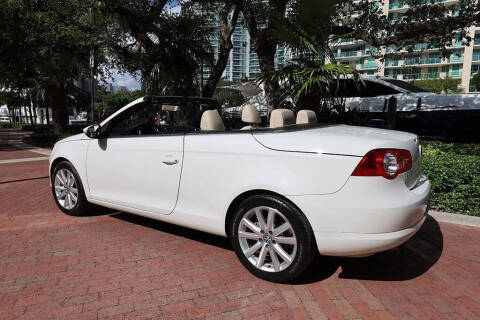 2011 Volkswagen Eos Komfort SULEV