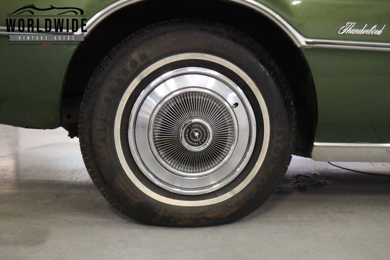 1974 Ford Thunderbird