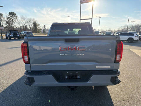 2024 GMC Sierra 1500 Elevation Standard