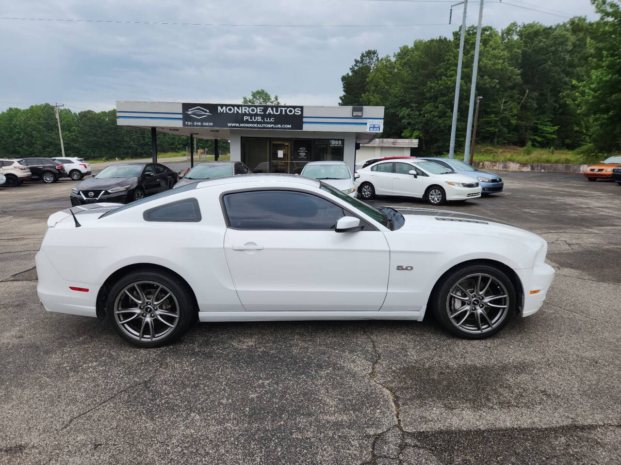 White 2014 Ford Mustang GT GT 2dr Fastback 2
