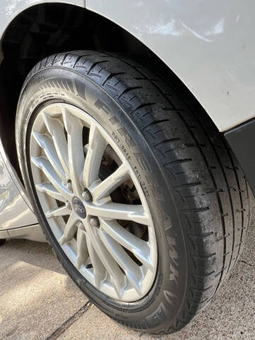 2015 Ford C-MAX Hybrid SE