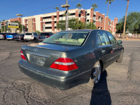 2004 Lexus LS 430