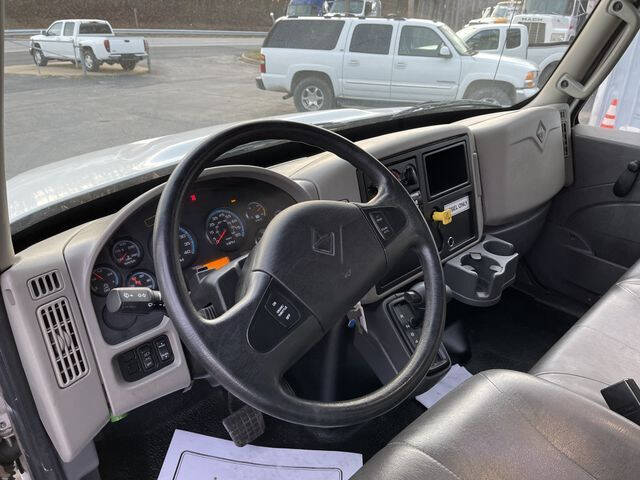 2019 International DuraStar 4300