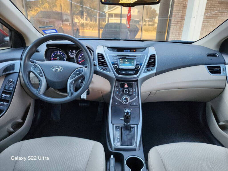 2014 Hyundai Elantra SE