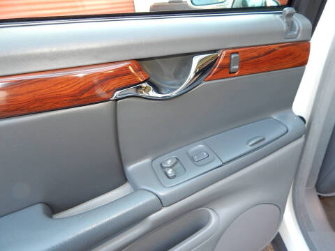 2004 Cadillac DeVille