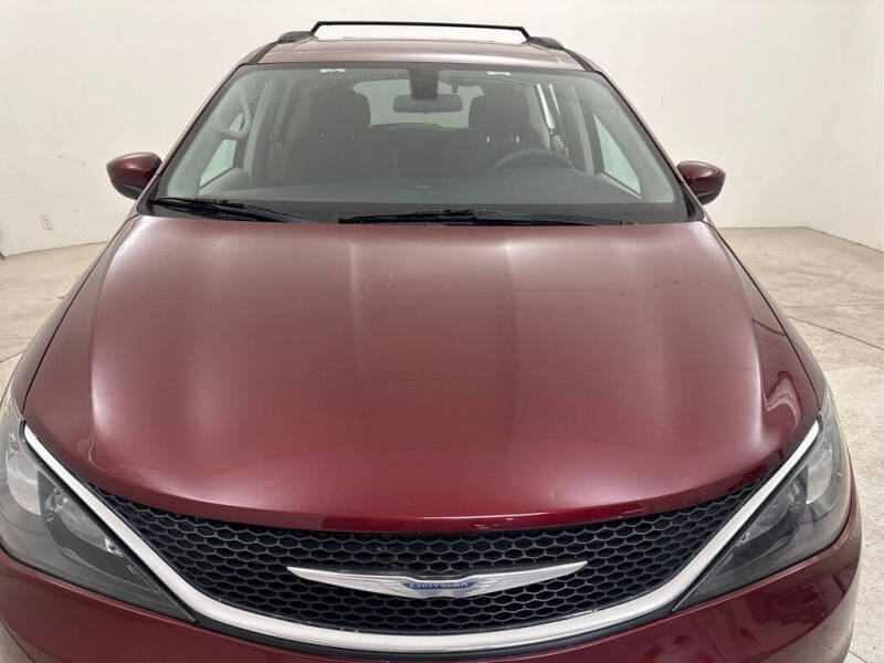 2018 Chrysler Pacifica LX