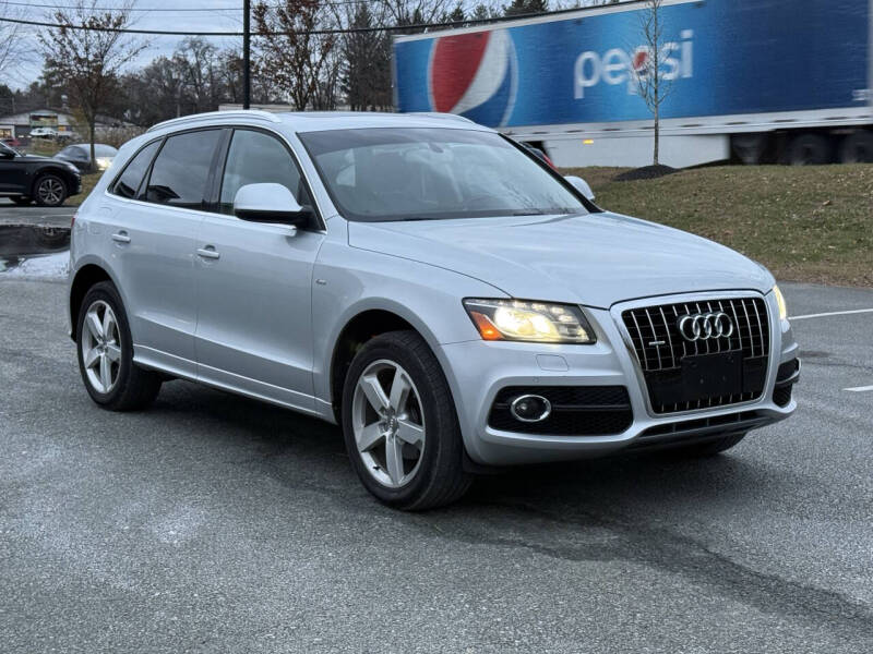 2012 Audi Q5 3.2 quattro Premium Plus