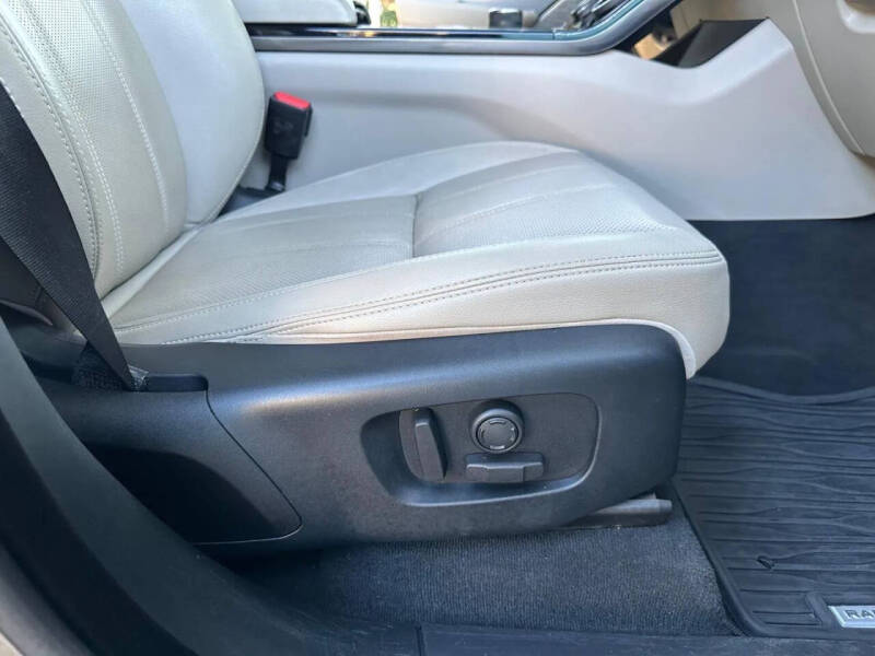 2020 Land Rover Range Rover Velar P340 R-Dynamic S