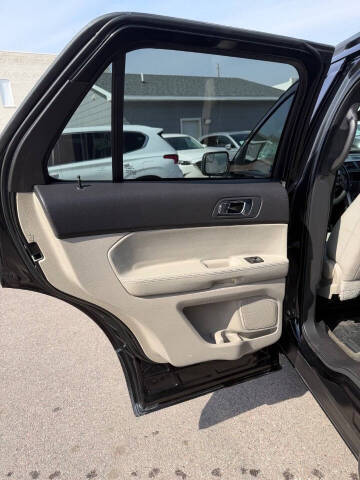 2015 Ford Explorer