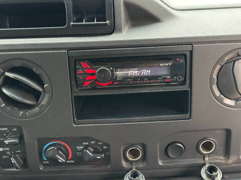 2014 Ford E-Series E-350 SD