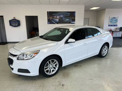 2014 Chevrolet Malibu for sale at Used Car Outlet in Bloomington IL
