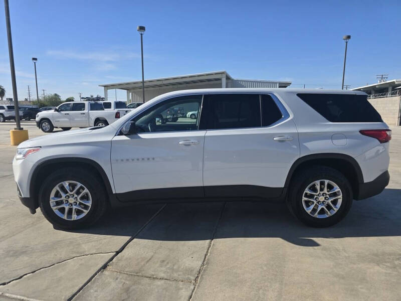 Used 2020 Chevrolet Traverse LS with VIN 1GNERFKW6LJ274650 for sale in Peoria, AZ