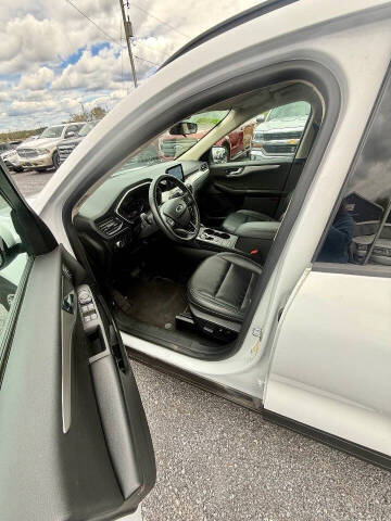 2020 Ford Escape SEL