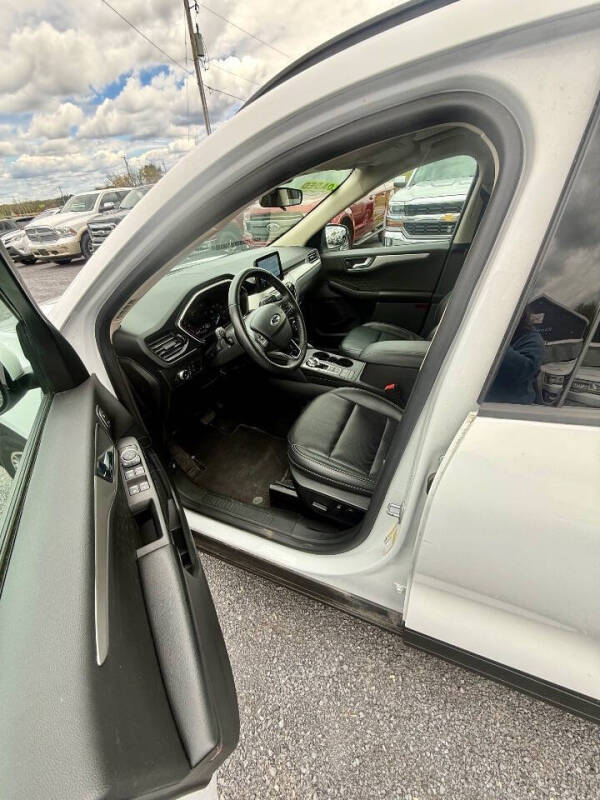 2020 Ford Escape SEL