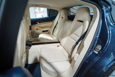 2011 Porsche Panamera