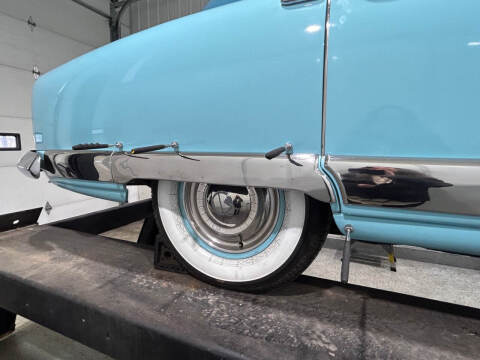 1952 Kaiser TRAVLER