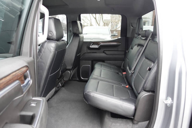 2023 GMC Sierra 1500 Elevation Standard