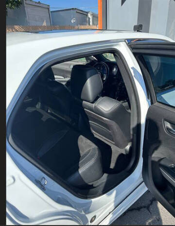 2013 Chrysler 300 SRT8