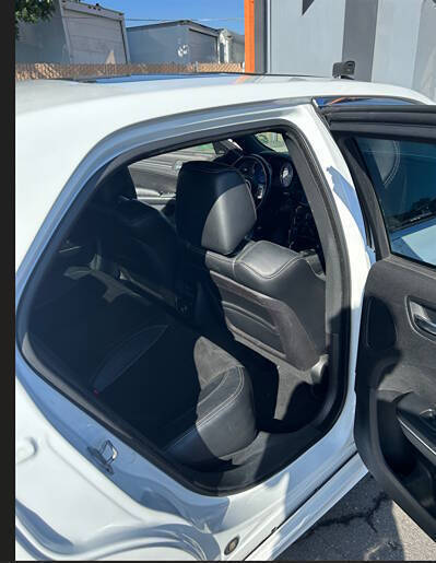 2013 Chrysler 300 SRT8