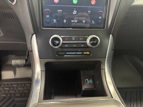 2023 Ford Edge Titanium